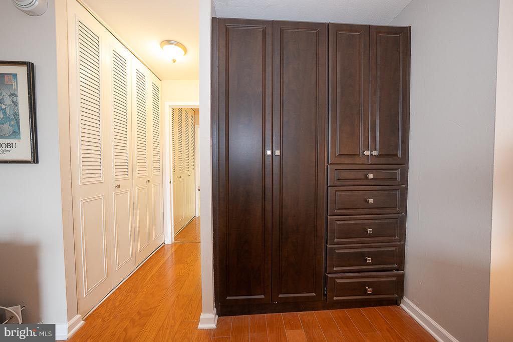 1919 CHESTNUT STREET Unit: 2209