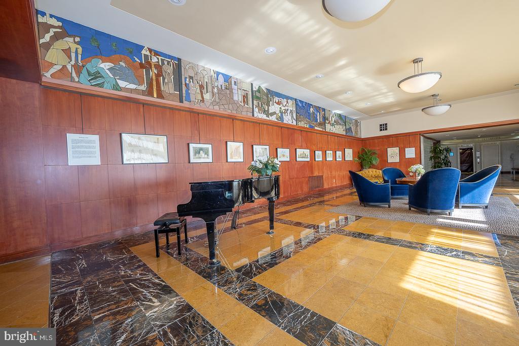 2601 PENNSYLVANIA AVENUE Unit: 253