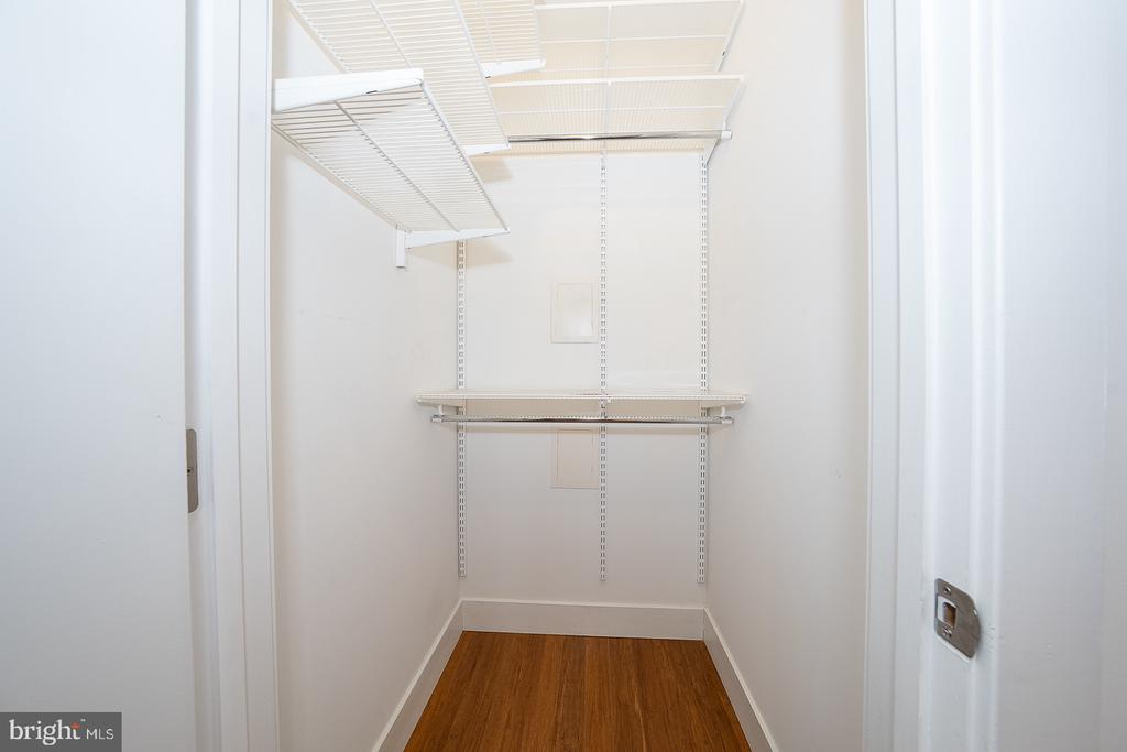 1001 S 17TH STREET Unit: 202