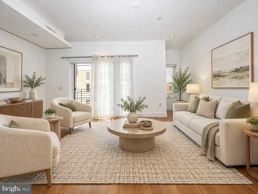 1001 S 17TH STREET Unit: 202