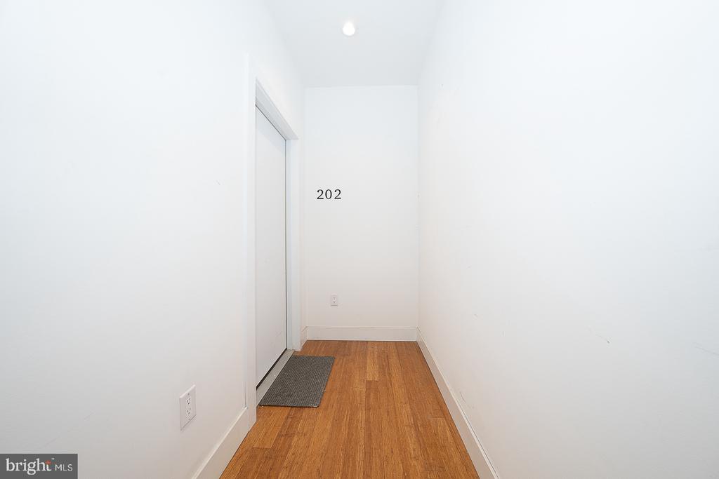1001 S 17TH STREET Unit: 202