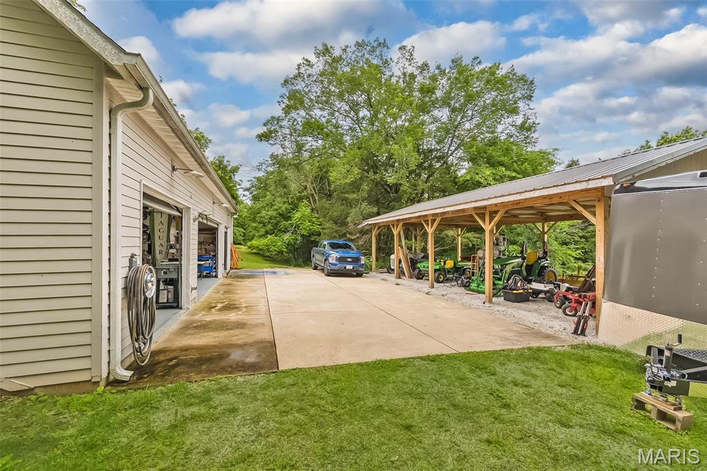 2041 Desloge Estates Drive