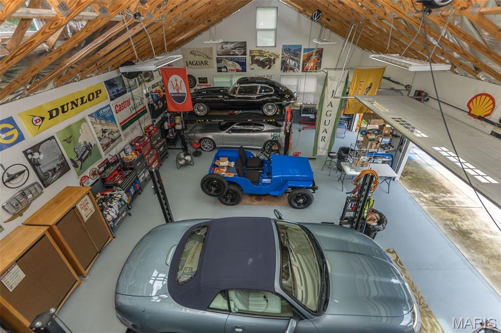 2041 Desloge Estates Drive
