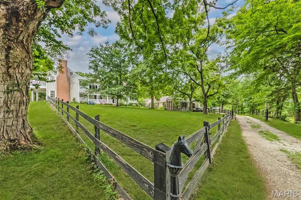 2041 Desloge Estates Drive