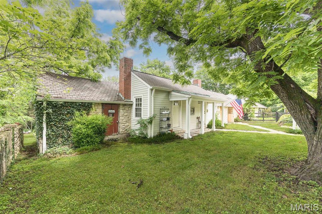 2041 Desloge Estates Drive