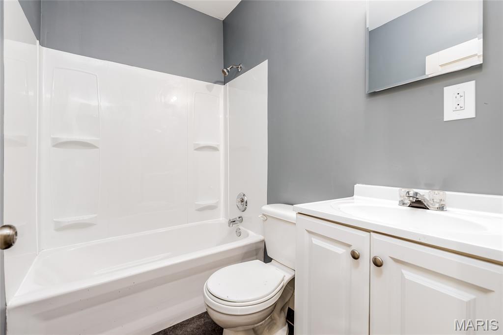 4223 Ellenwood Avenue