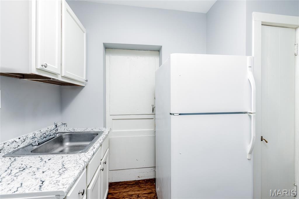 4223 Ellenwood Avenue