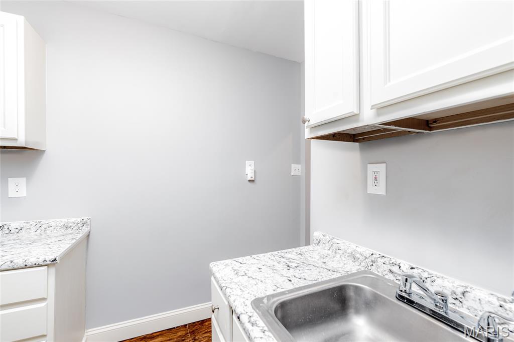 4223 Ellenwood Avenue