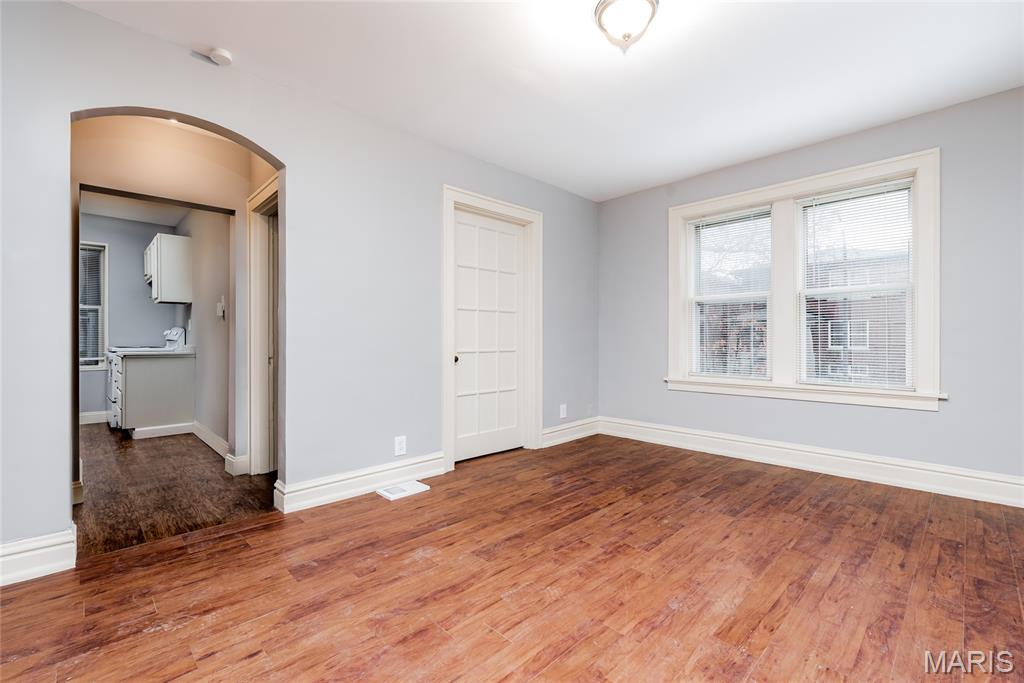 4223 Ellenwood Avenue