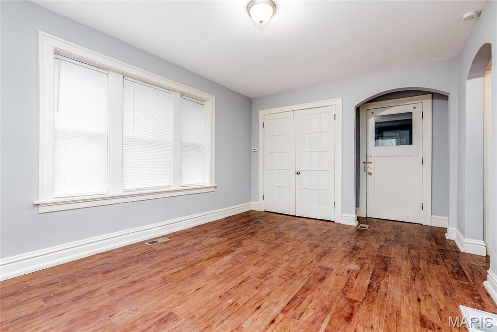 4223 Ellenwood Avenue