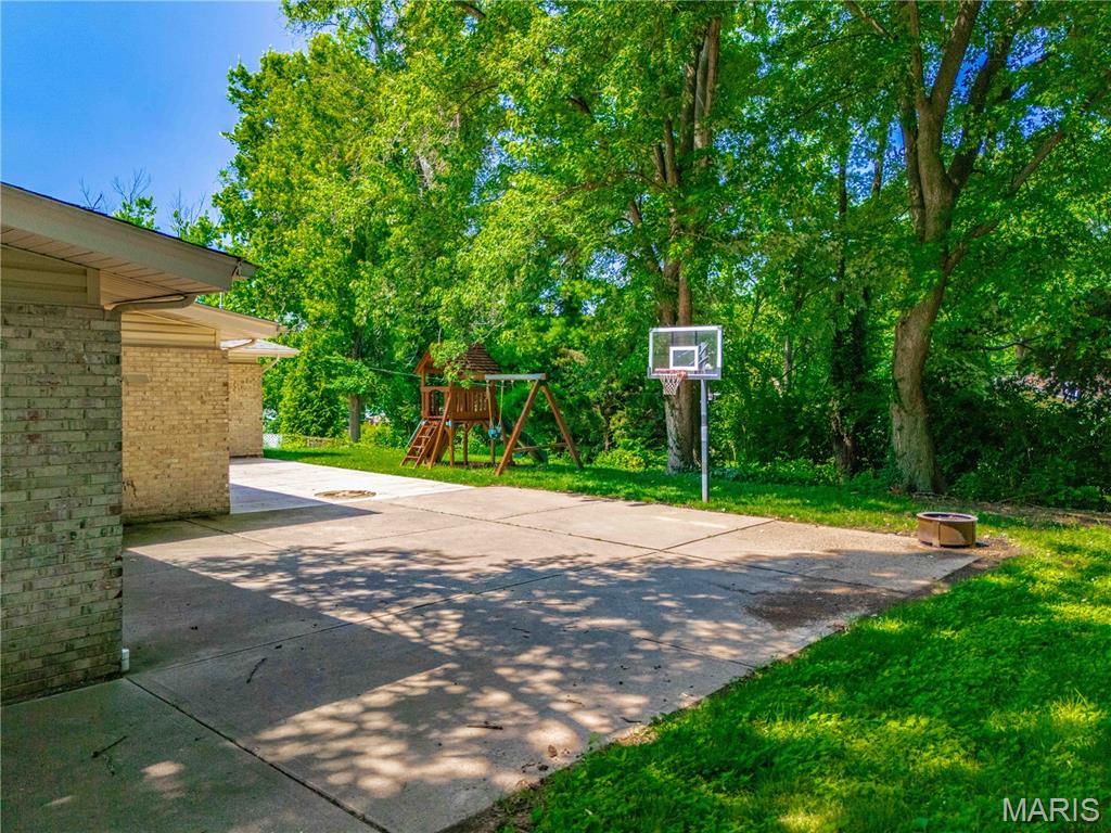 341 Elmcrest Drive