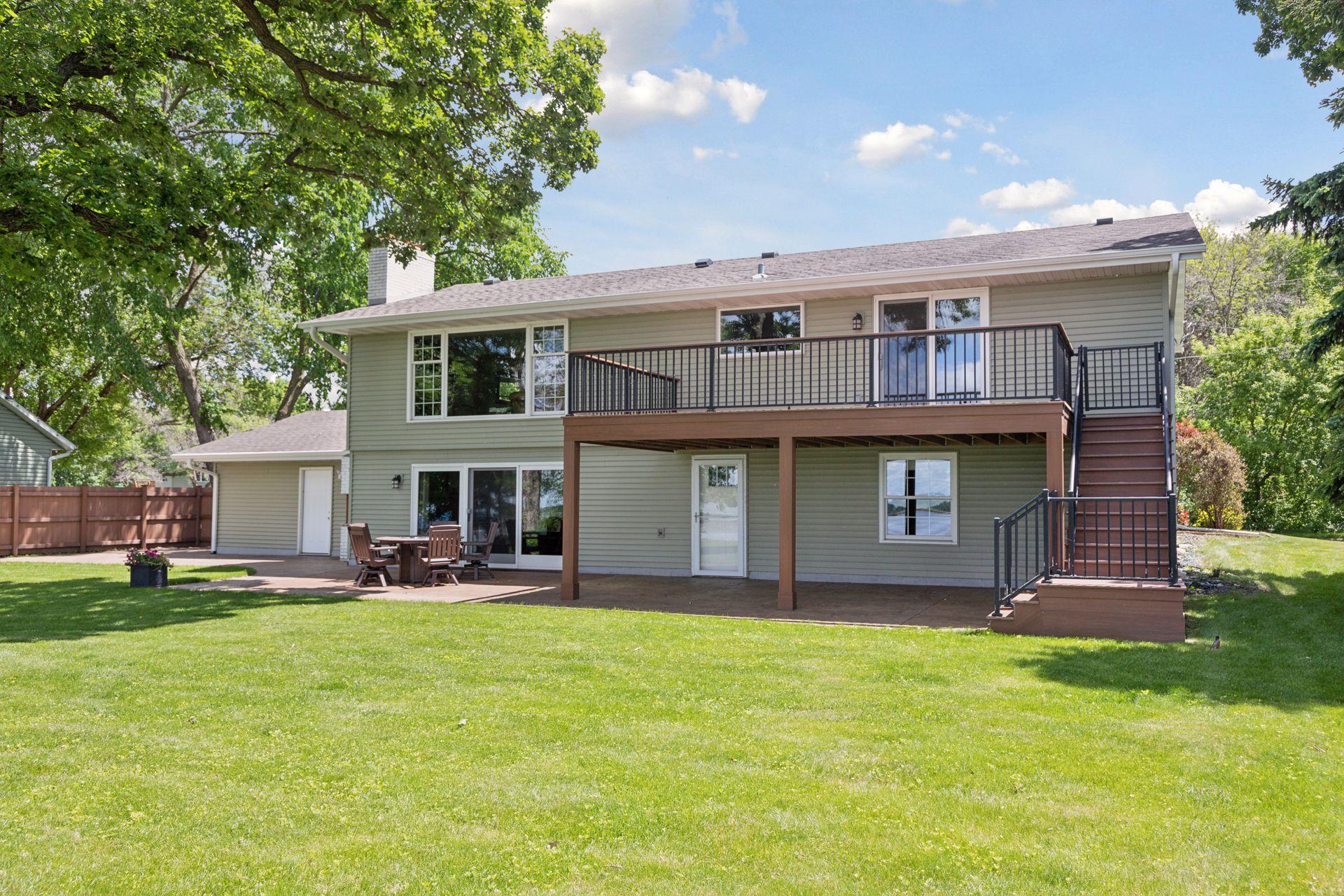 1687 Peltier Lake Drive