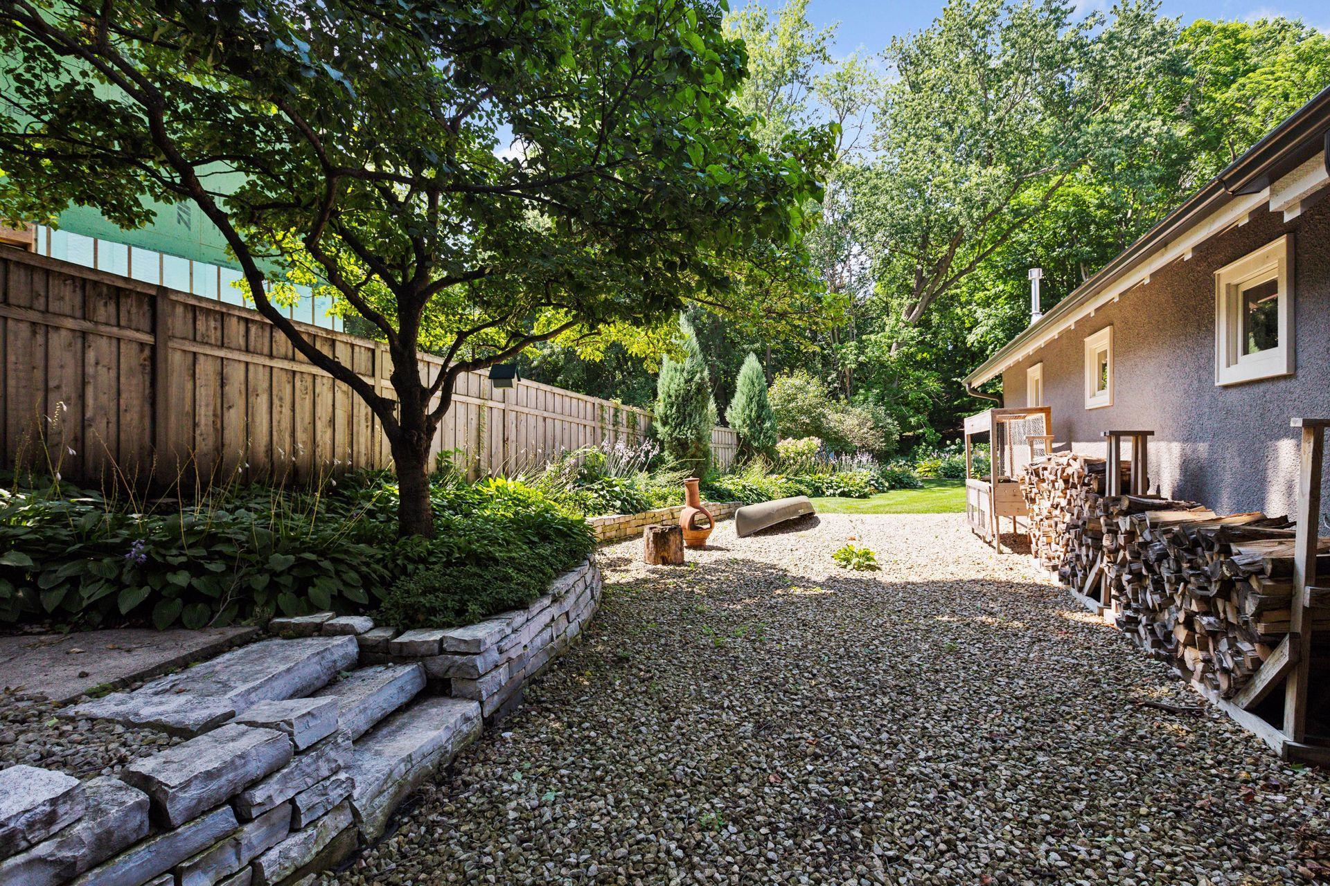 2442 Lafayette Road