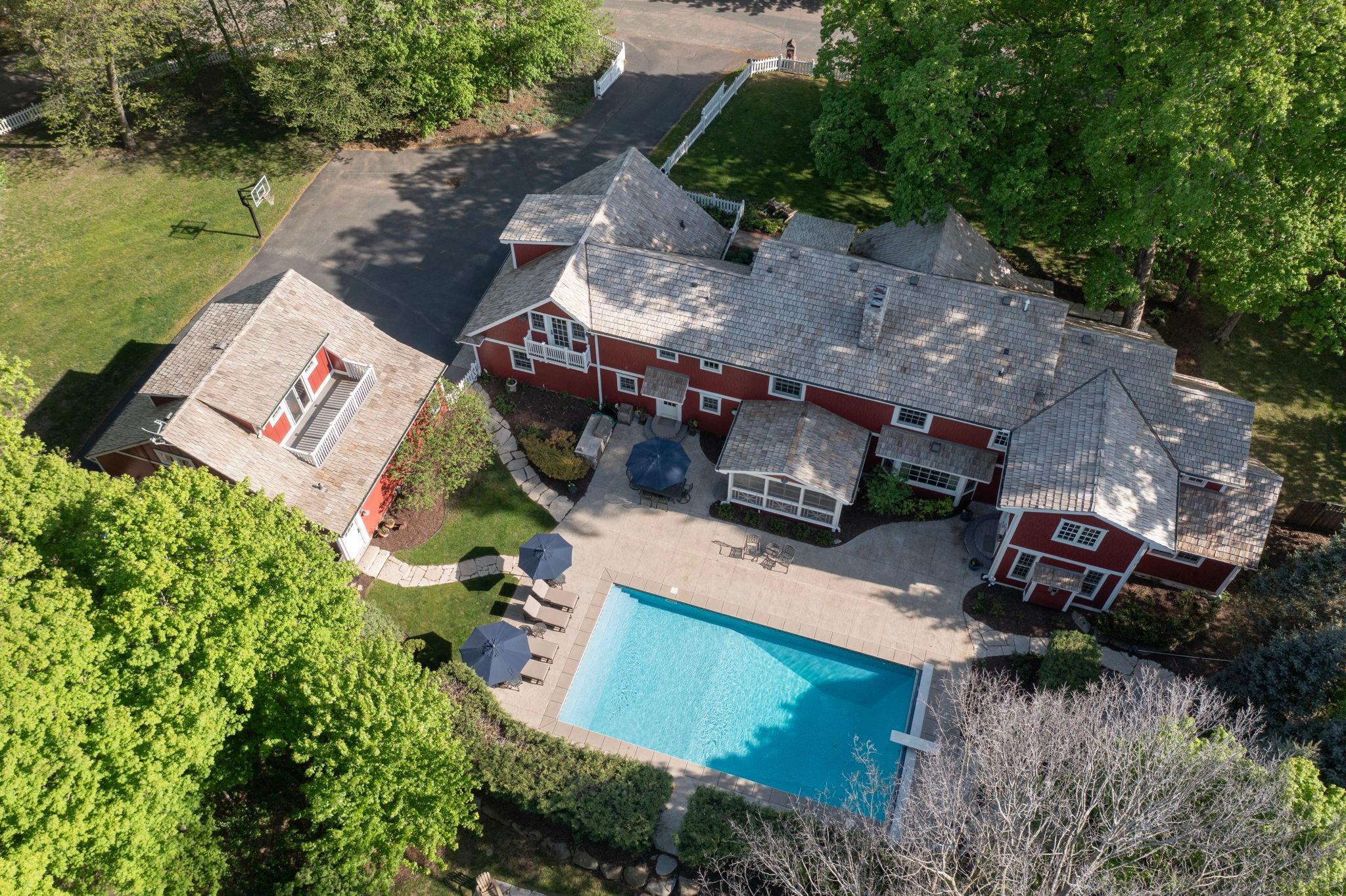 4202 Heathcote Road