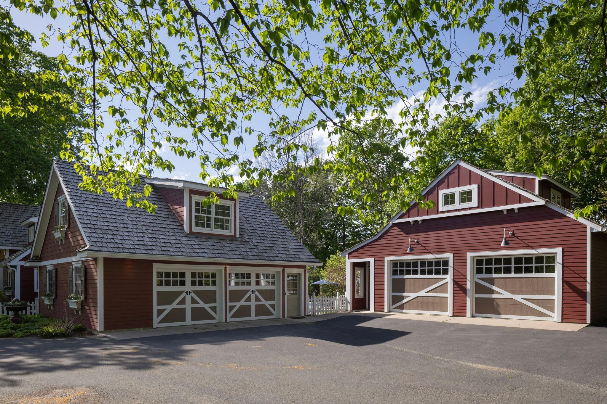 4202 Heathcote Road
