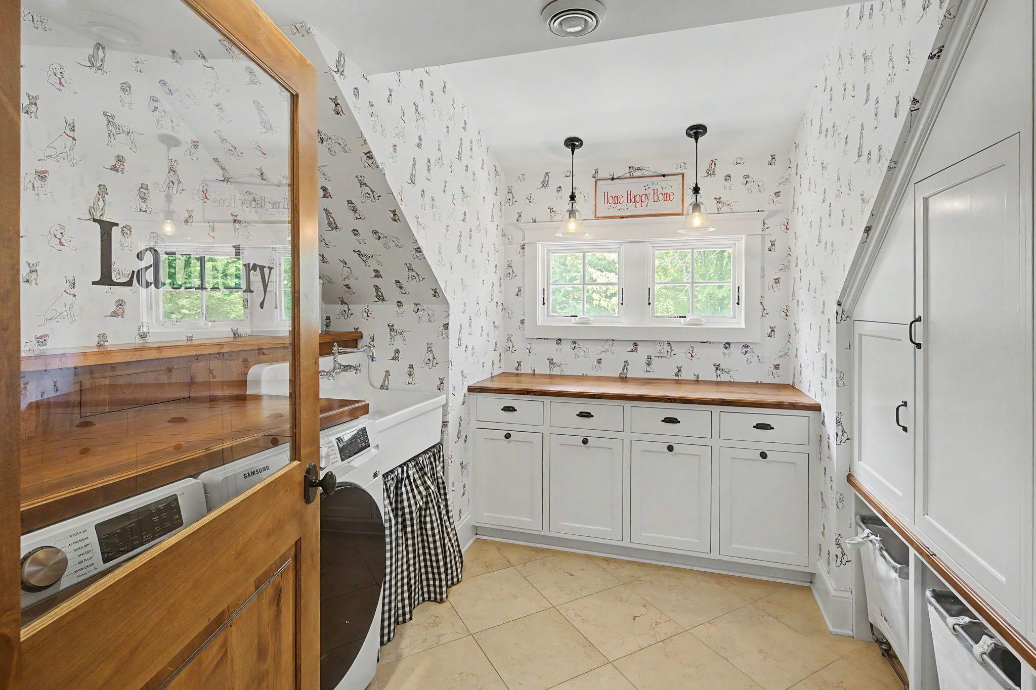 4202 Heathcote Road