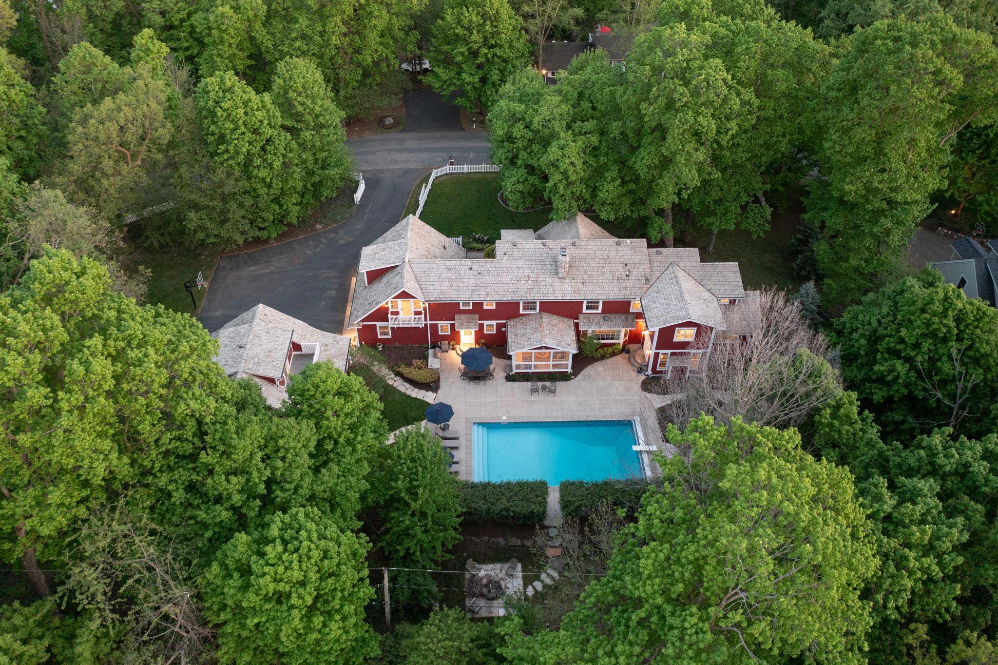 4202 Heathcote Road