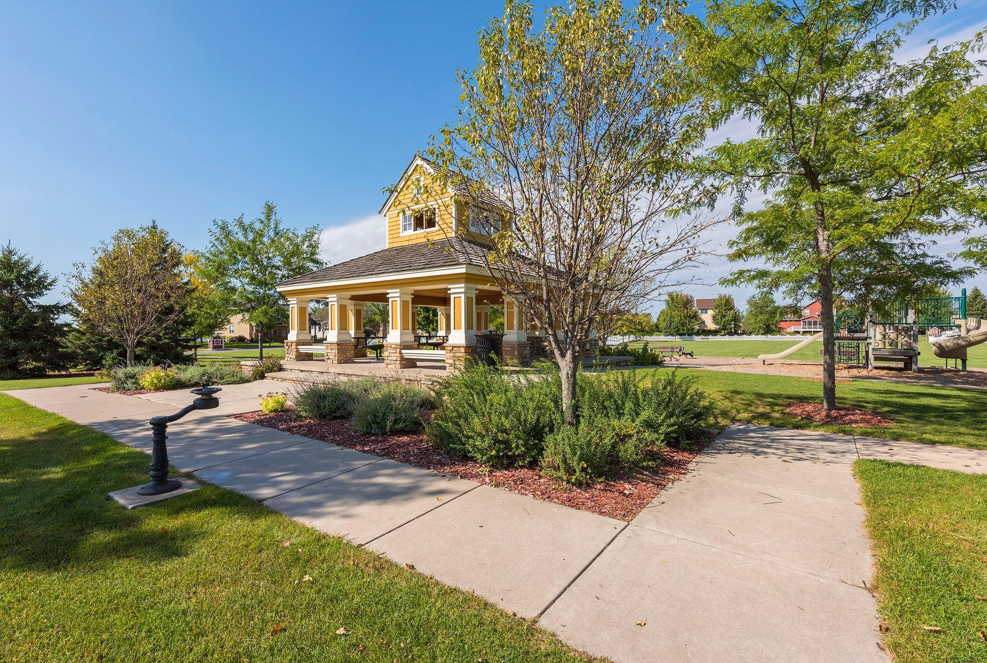 11585 Laketowne View
