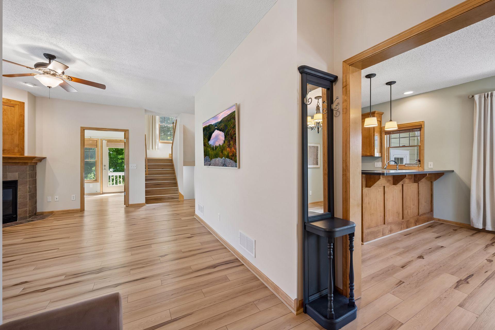 11585 Laketowne View