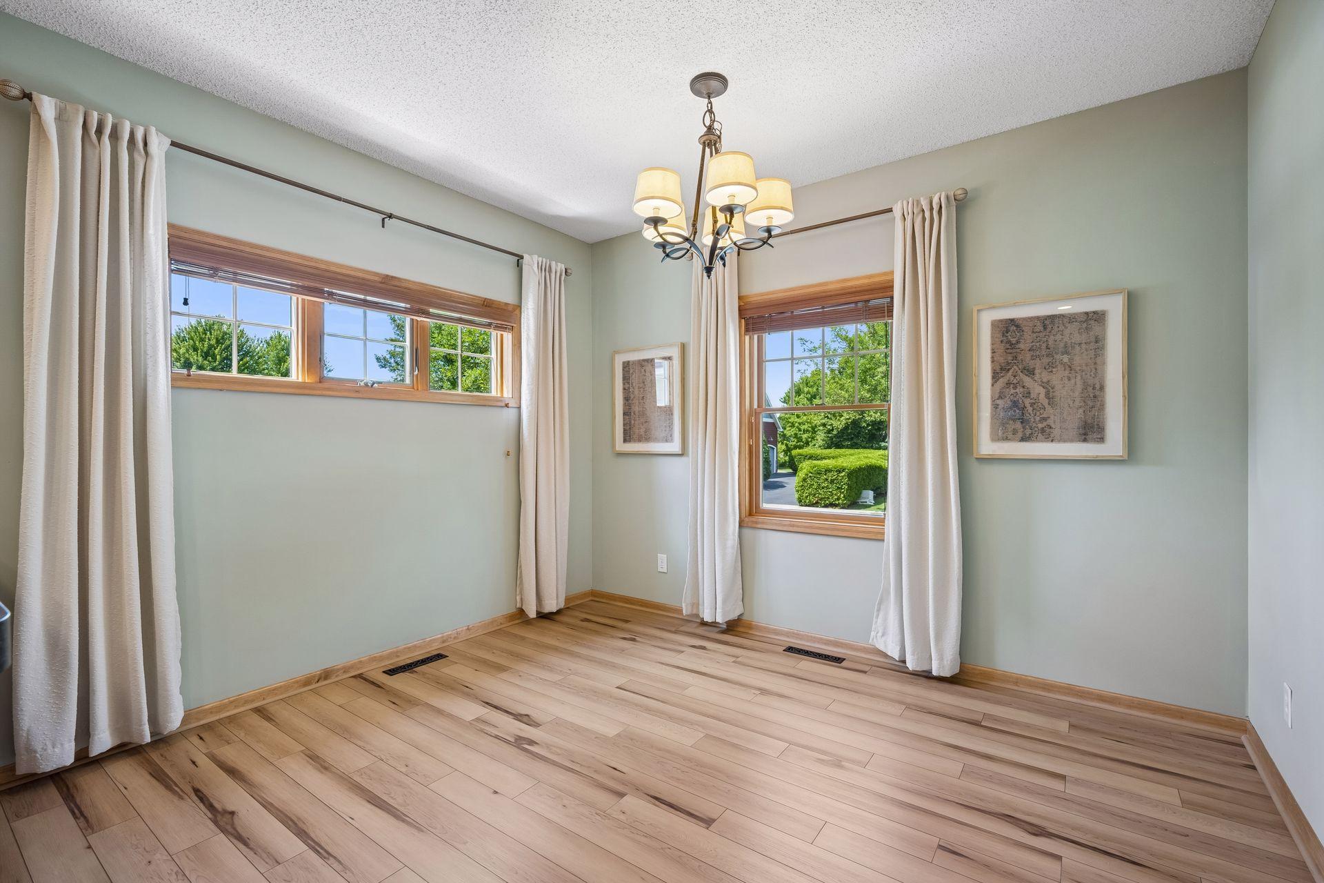 11585 Laketowne View
