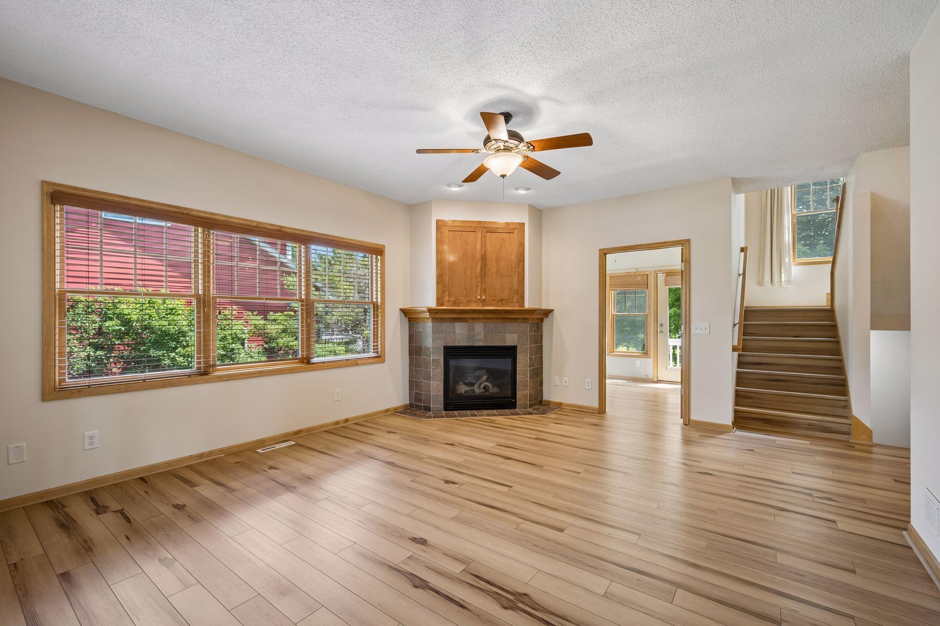 11585 Laketowne View