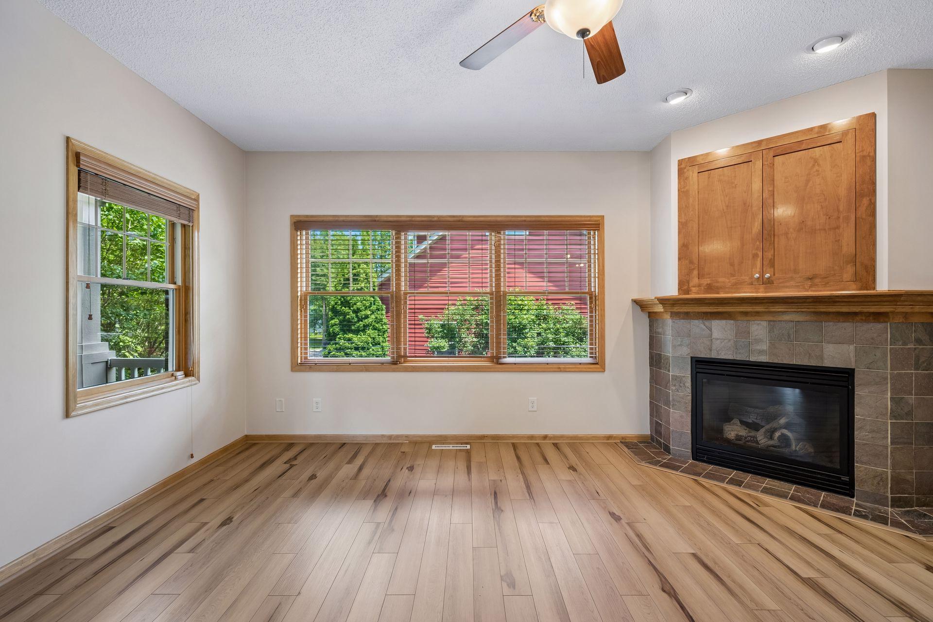 11585 Laketowne View