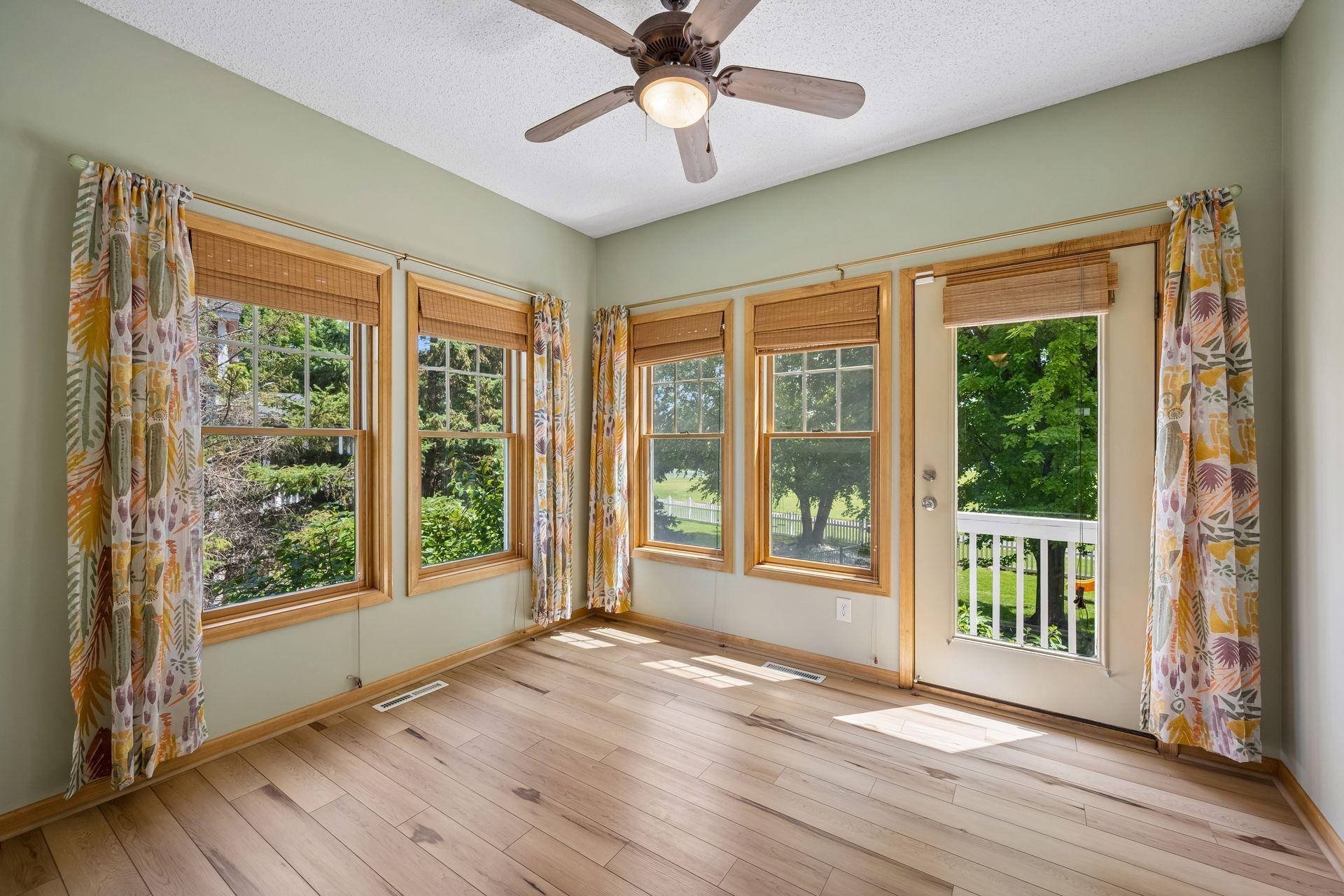 11585 Laketowne View