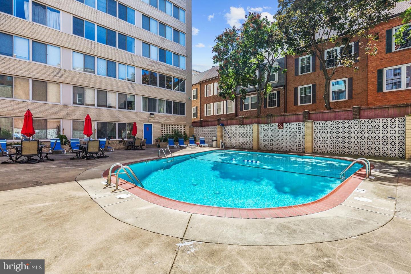 922 24th St NW #608
