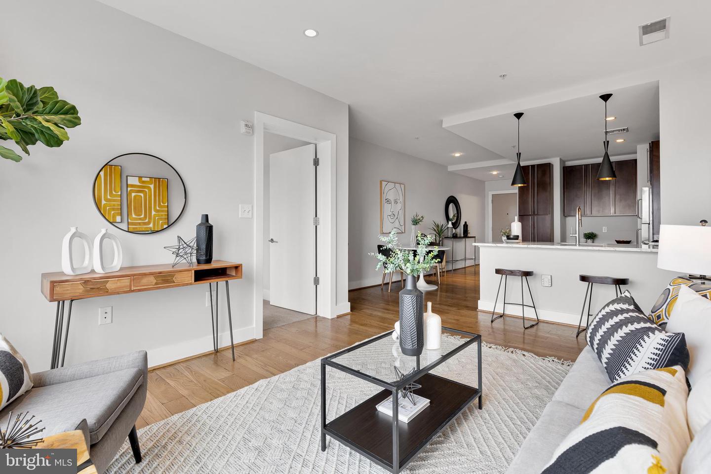 1634 14th St NW #605