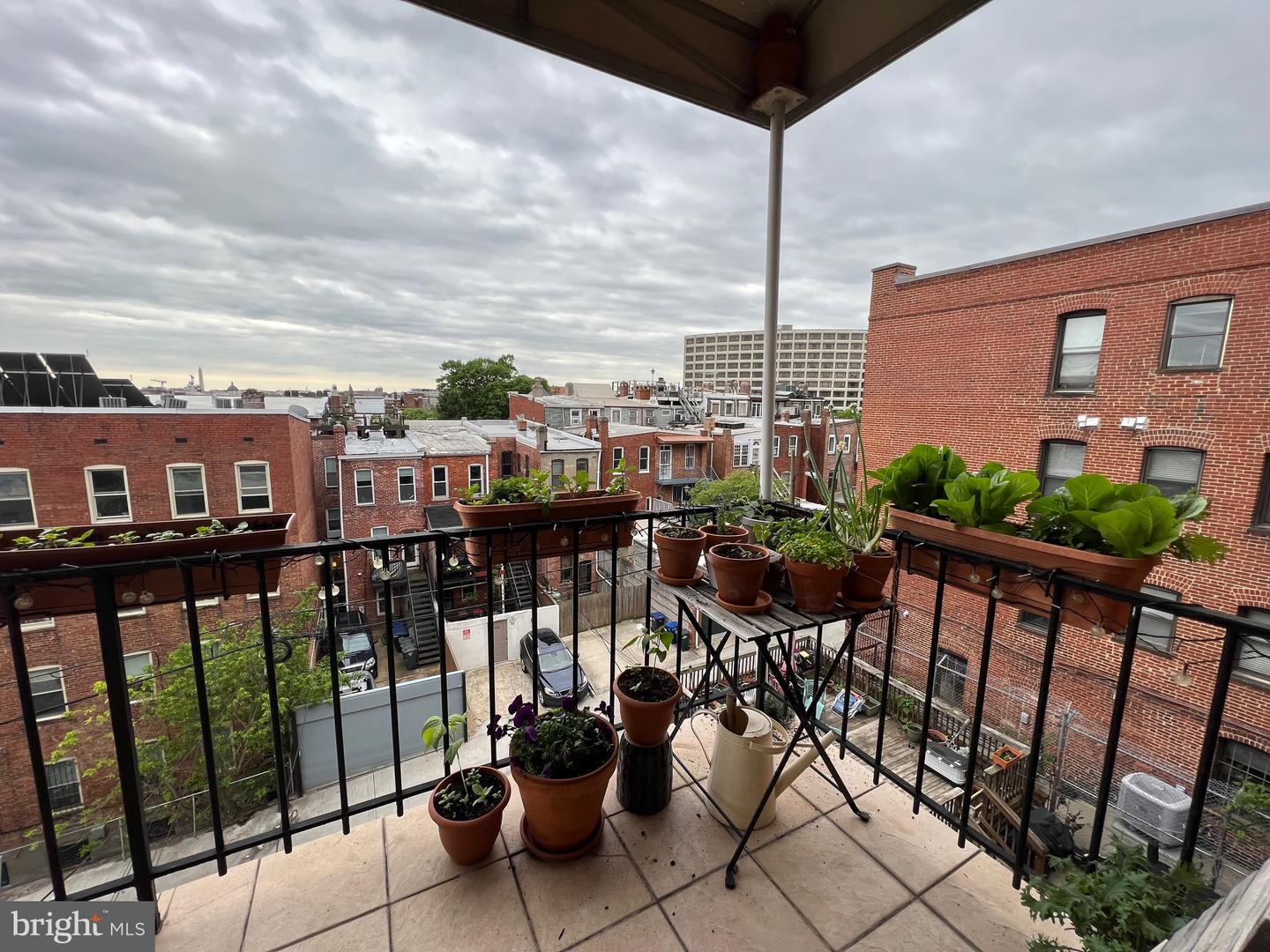 1830 California St NW #8