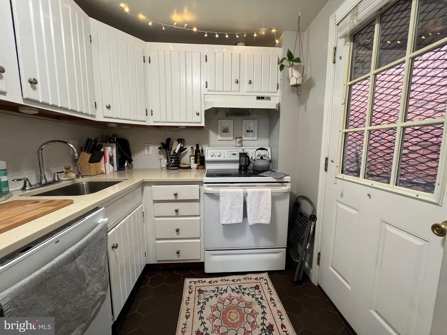 1830 California St NW #8