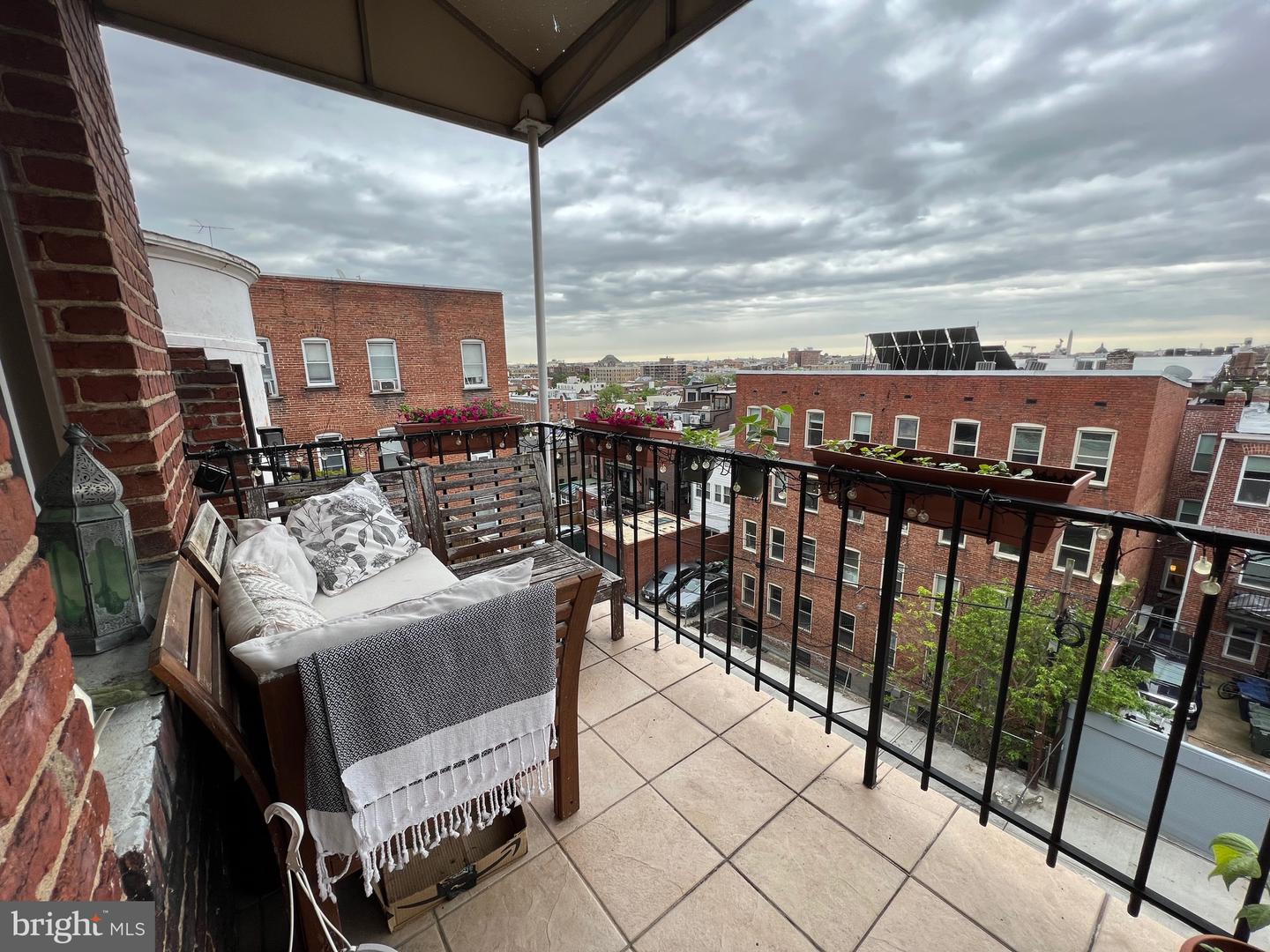 1830 California St NW #8