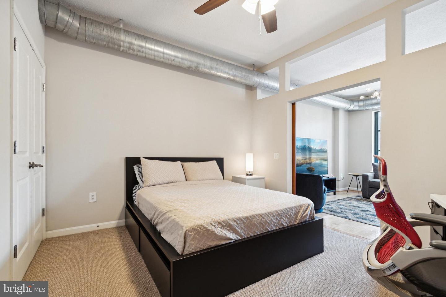 1390 Kenyon St NW #519