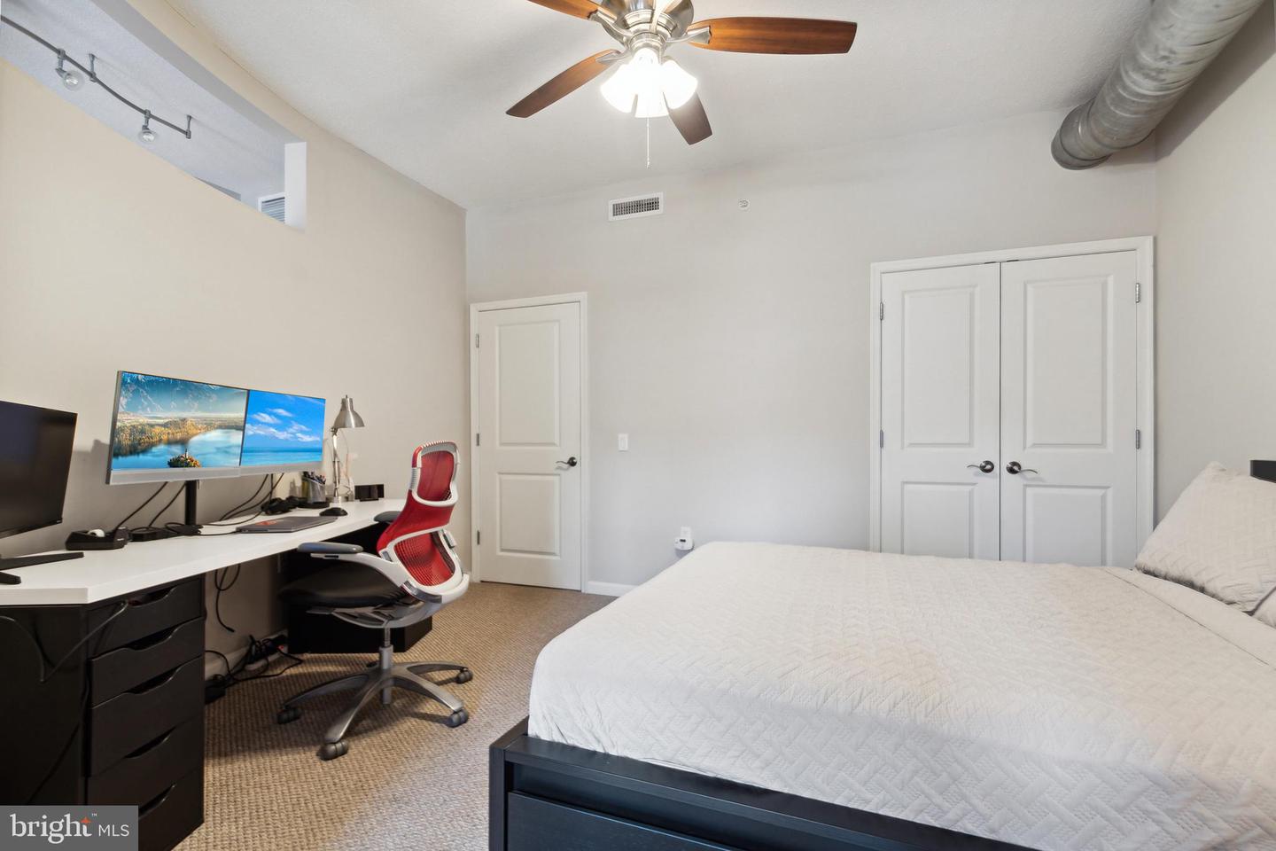 1390 Kenyon St NW #519
