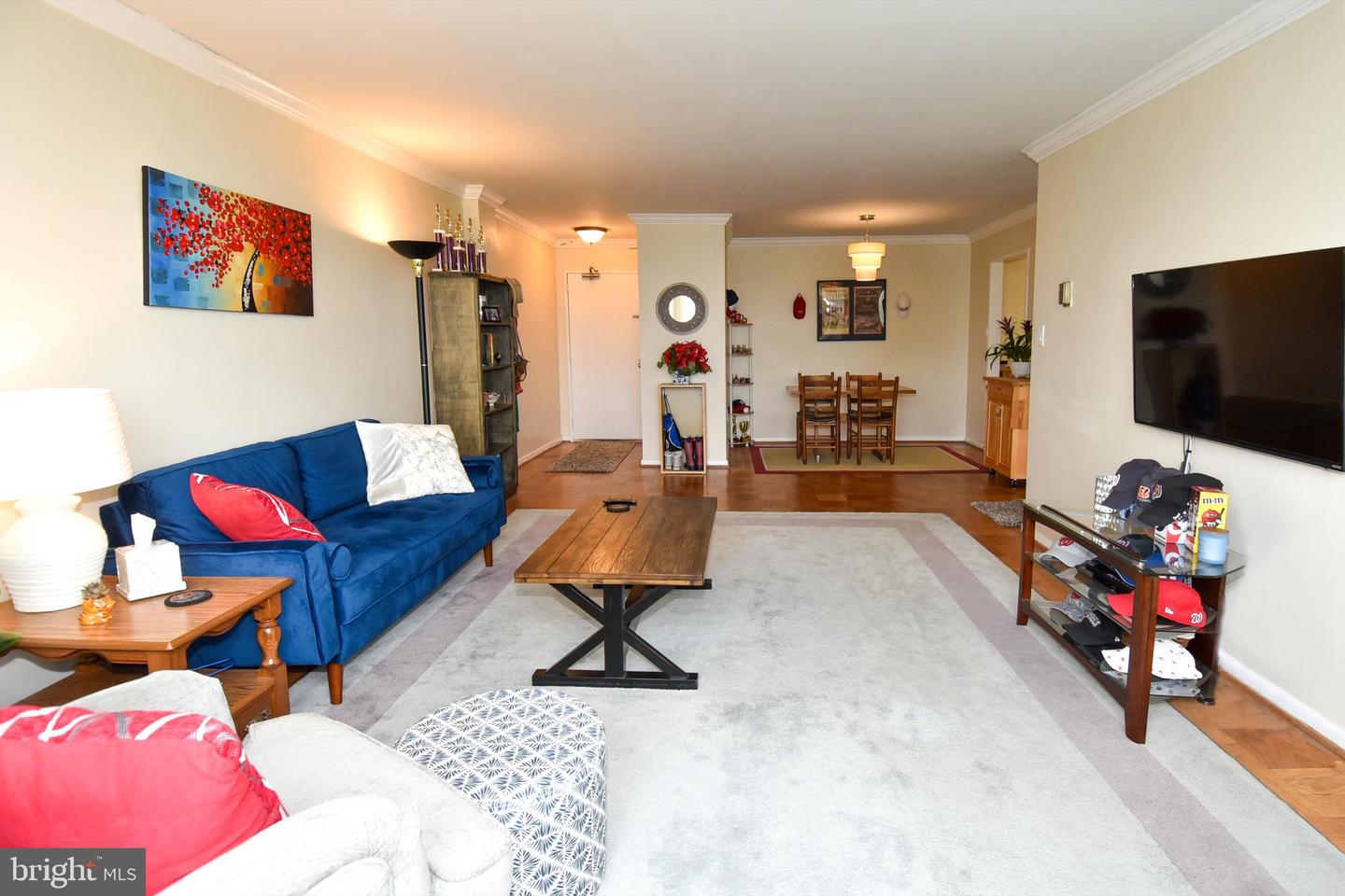 2939 van Ness St NW #922