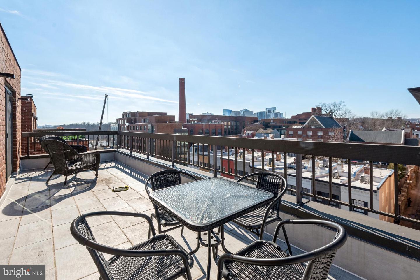1045 31st St NW #506