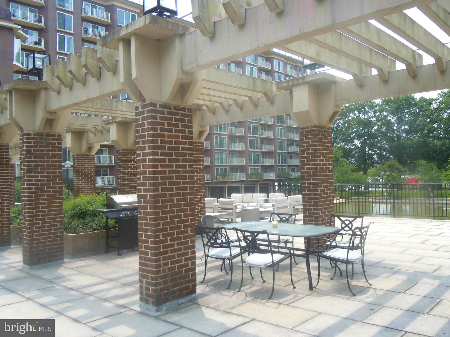 560 N Street SW N #N902