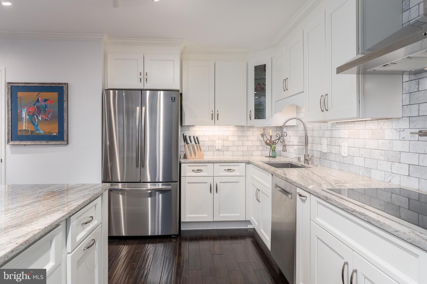 2555 Pennsylvania Ave NW #501