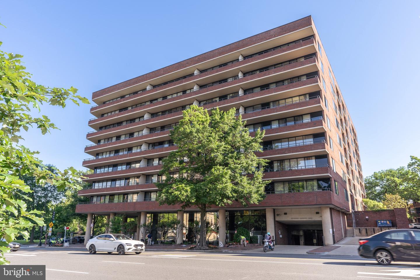 2555 Pennsylvania Ave NW #501