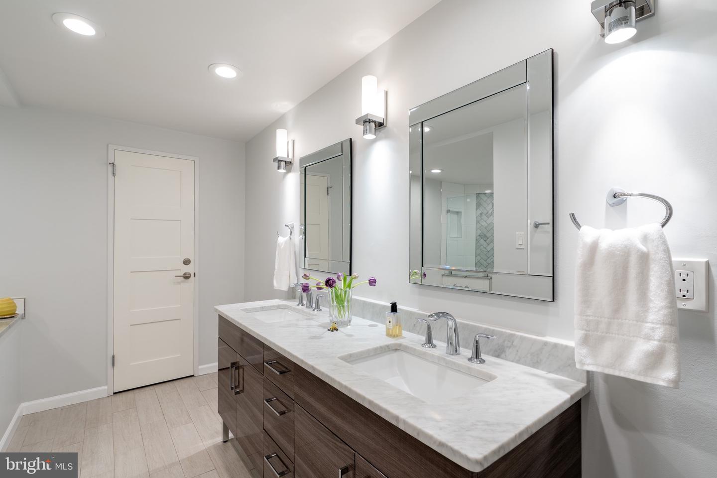 2555 Pennsylvania Ave NW #501