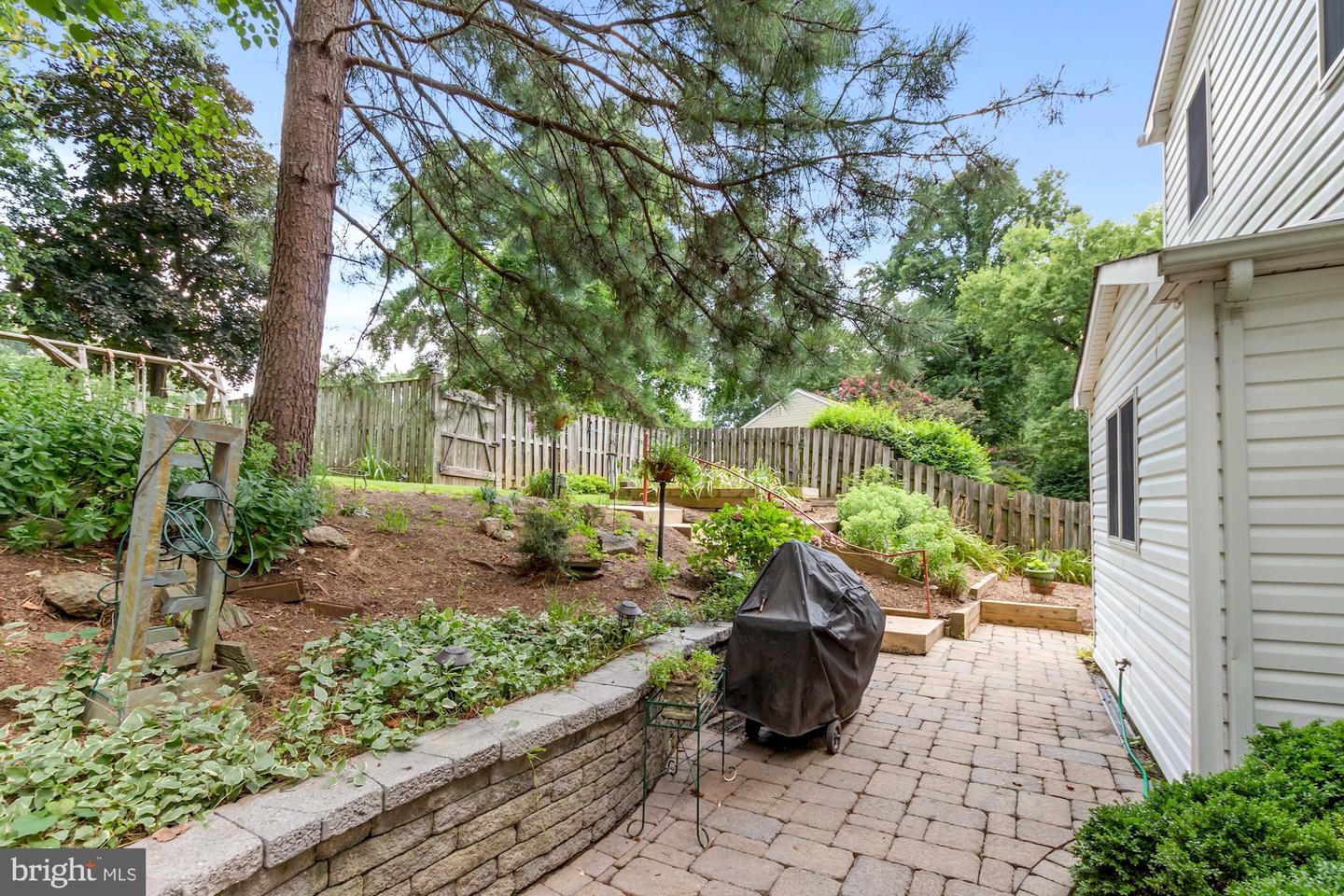 9621 Brunett Ave