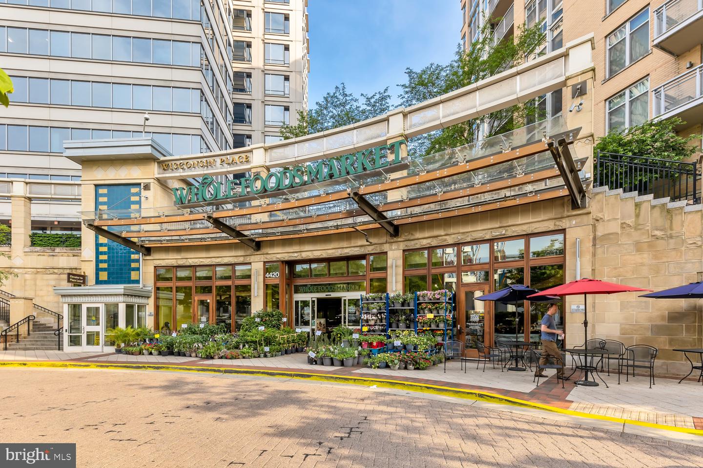 5500 Friendship Blvd #1228n