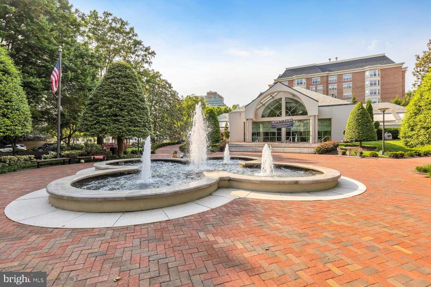 5500 Friendship Blvd #1228n