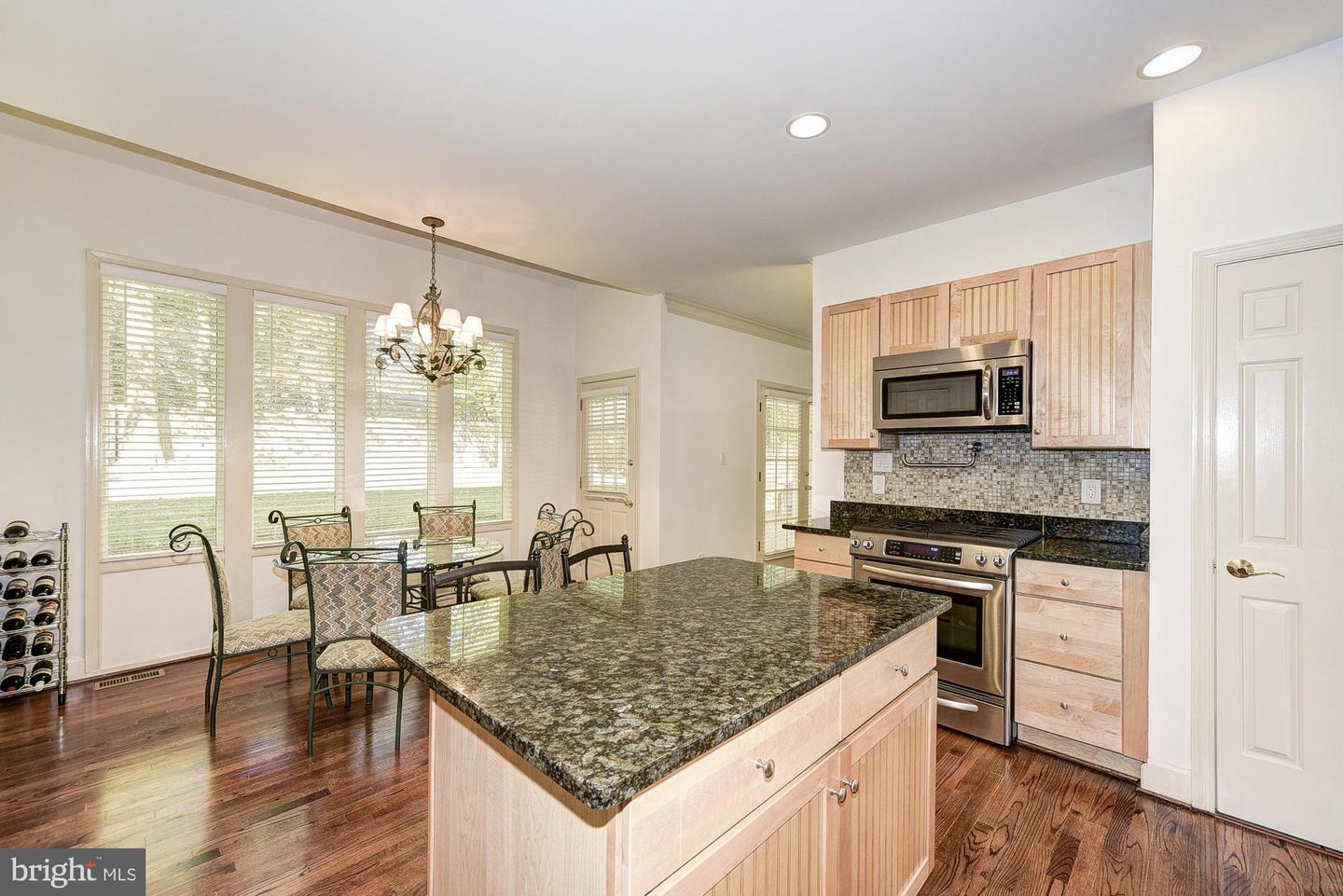 8804 Seven Locks Rd