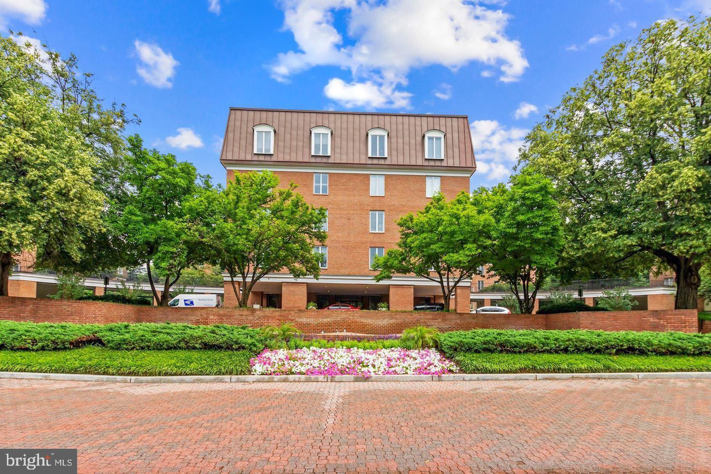 8101 Connecticut Ave #N-406