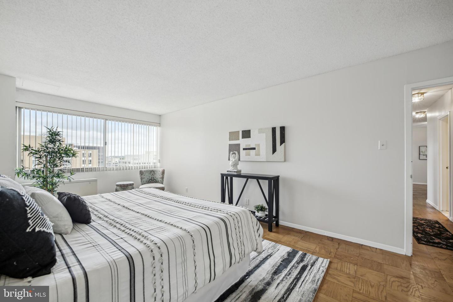 4515 Willard Ave #2403s