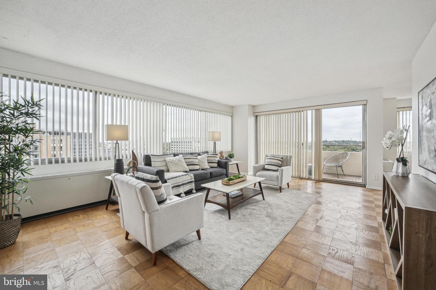4515 Willard Ave #2403s