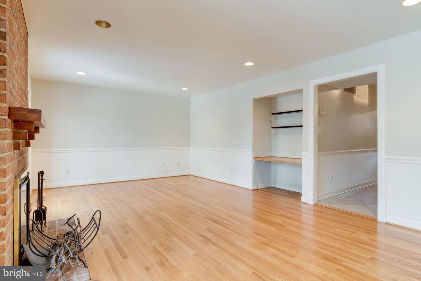 306 Wrens Way