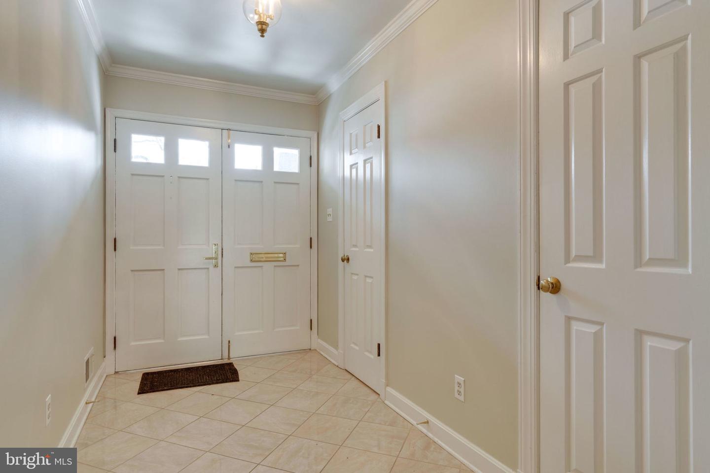 306 Wrens Way