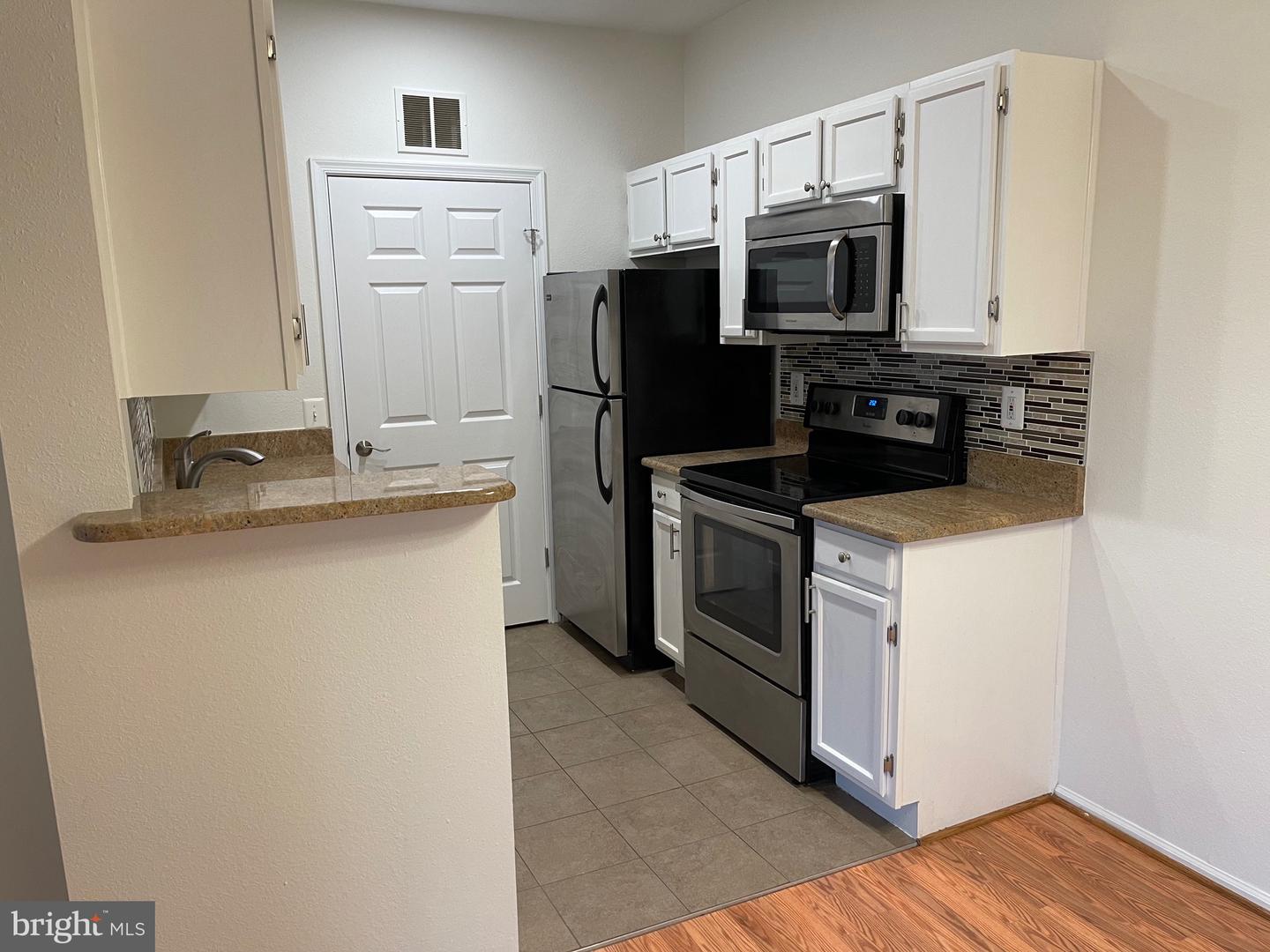 1521 Spring Gate Dr #10203